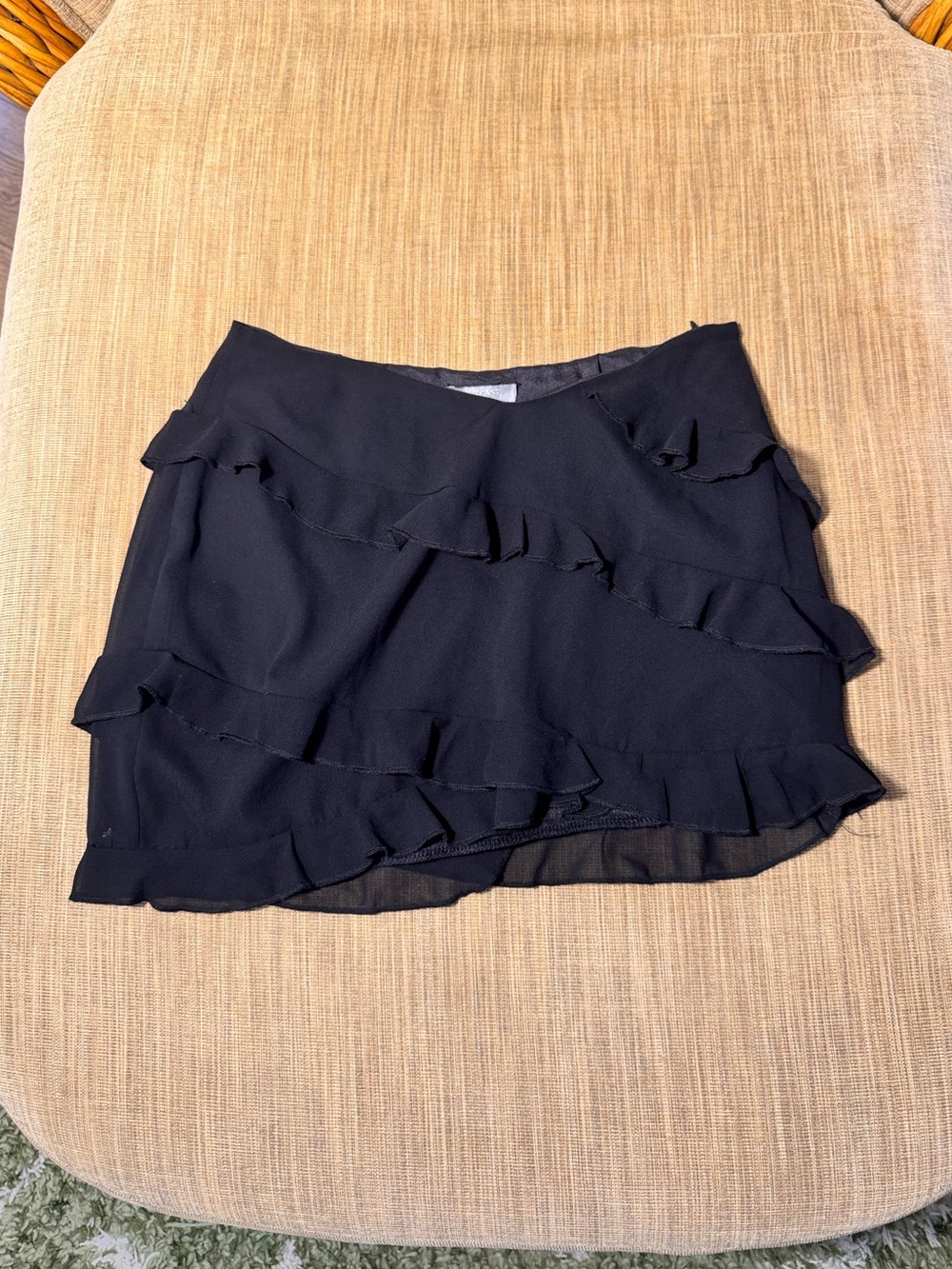 Black Y2K Asymmetrical Ruffle Mini Skirt